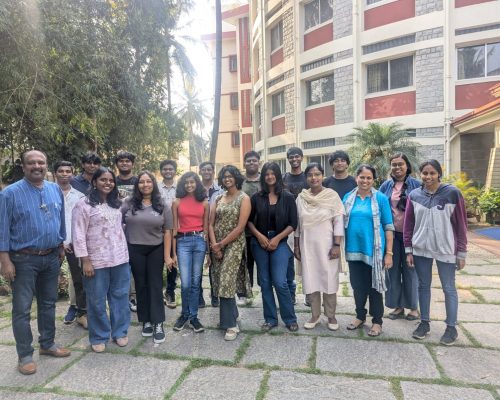 Outdoor Team Photo | VentureBean