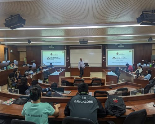 Interactive Business Session in Lecture Hall | VentureBean